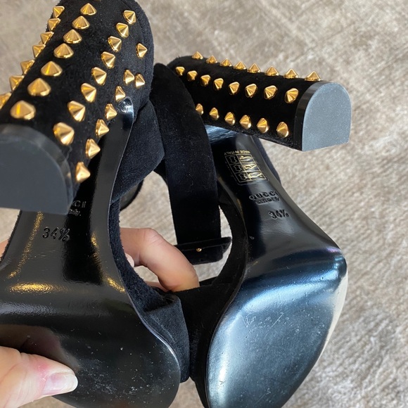 Black and Gold Gucci Studded Heels - Picture 10 of 13